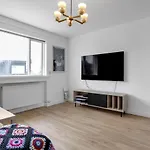 Cozy 1-Bedroom Apartment