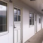 Lundur Hotel Apartments