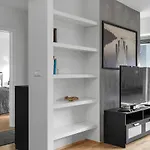 Baron Downtown Apartments