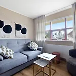 Venture Vacation-Restful Retreat In The Suburbs