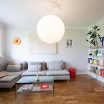 Bright Apartment Near City Center