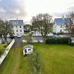 Beautiful 2 Bedroom Apartment Downtown Reykjavik