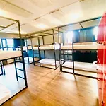 Bus Hostel