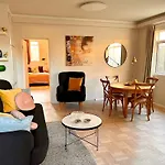 Casa Disa - Apartments A Boutique Guesthouse In Reykjavik City\'S Central Park And Botanical Garden In Laugardalur, Hot-Spring-Valley