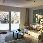 Casa Disa - Apartments A Boutique Guesthouse In Reykjavik City\'S Central Park And Botanical Garden In Laugardalur, Hot-Spring-Valley