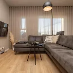 Modern Flat In Reykjavik, Ulfarsardalur