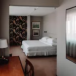 Hotel Holt - The Art Hotel