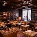 Hotel Holt - The Art Hotel