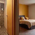 Hotel Fron