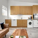 Nes Residence