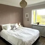 Cozy Apartment Near Downtown Reykjavik