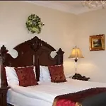 Hotel Phoenix