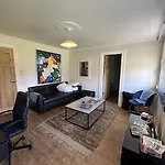 Reykjavik Urban Escape 2-Bedroom Haven With Private Entrance