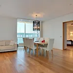 Alfred\'S Apartments