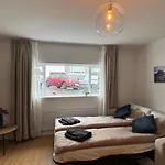 Central Pearl Apartment