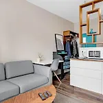 Reykjavik Downtown Chic Studio