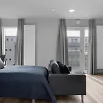 B18 Apartments