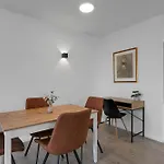 Lovely 1 Bedroom Apartment - Perfect Panorama View