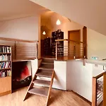 Reykjavik Peace Center Guesthouse