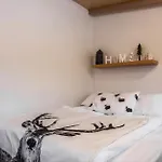 Great Location Downtown Studio