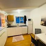 Great Location Downtown Studio