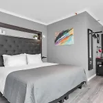 Hotel Aska