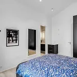 Luxury Penthous - 3 Bedroom - 2 Bath - Freeparking - Downtown