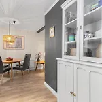 Live As Locals Apartments