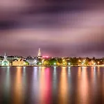 Lara Studio In Laugardalur Valley, Reykjavik Central Park And Botanical Garden, Private Entrance, Free Private Parking On Side