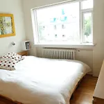 Bright 2 Bedroom Apartment In Reykjavik