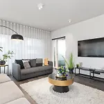 Vibrant Hafnatorg I Spacious Property With Expansive Garage