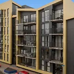 Premium Apartment Queen Downtown