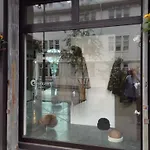 Felicia\'S Flat