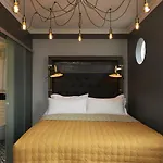 105 - A Townhouse Hotel
