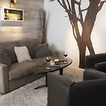 B14 Down Town Modern Apartment