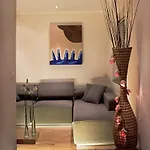 Home Luxury Apartments