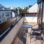 Svala Apartments By Heimaleiga