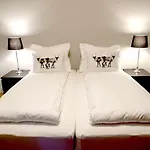 Om Apartments