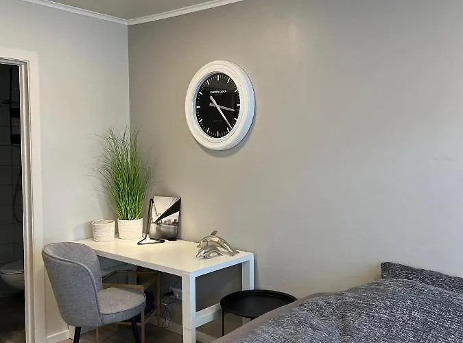 Helena\'S Studio, Reykjavik 104