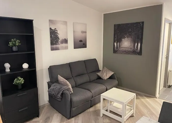 Askur\'S Crib: 1 Bed Apartment