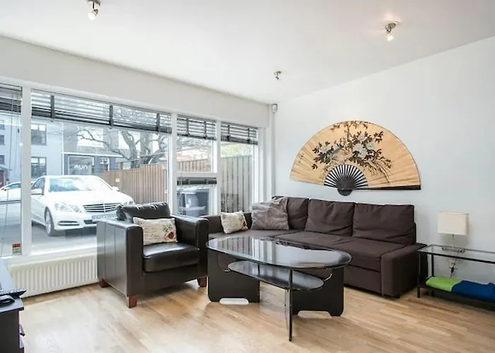 Baron Downtown Apartments