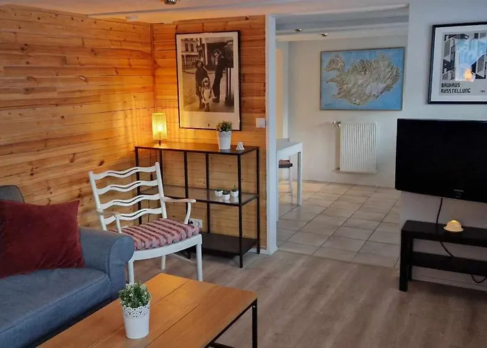 Charming Apartment In Old Town - Great Location