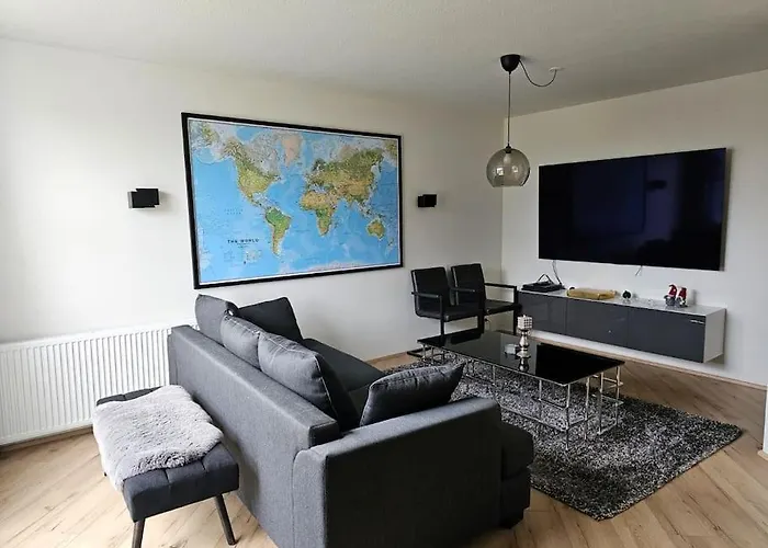 Cozy Reykjavik Hideaway
