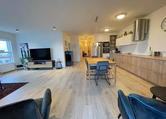 Modern And Spacious 3 Bedroom Apartment In Kopavogur