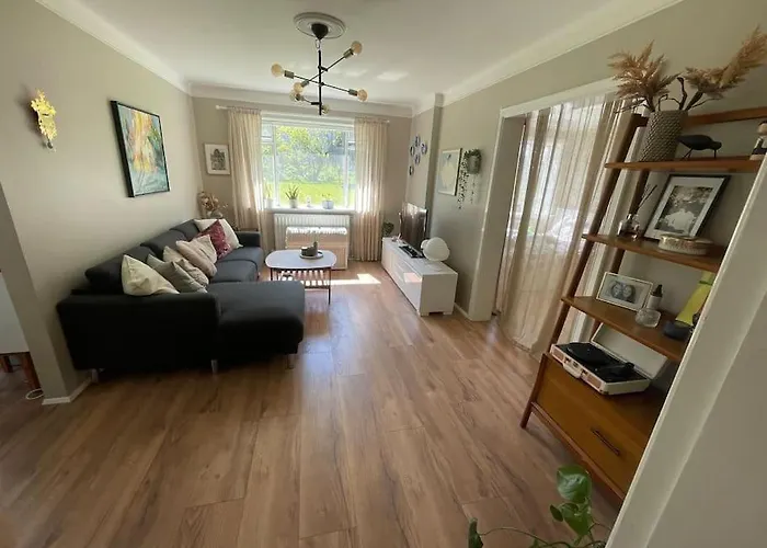 Cozy Family Apartment Near Downtown Reykjavik