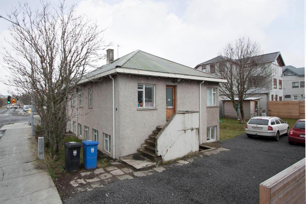 Nordurey Apartment *