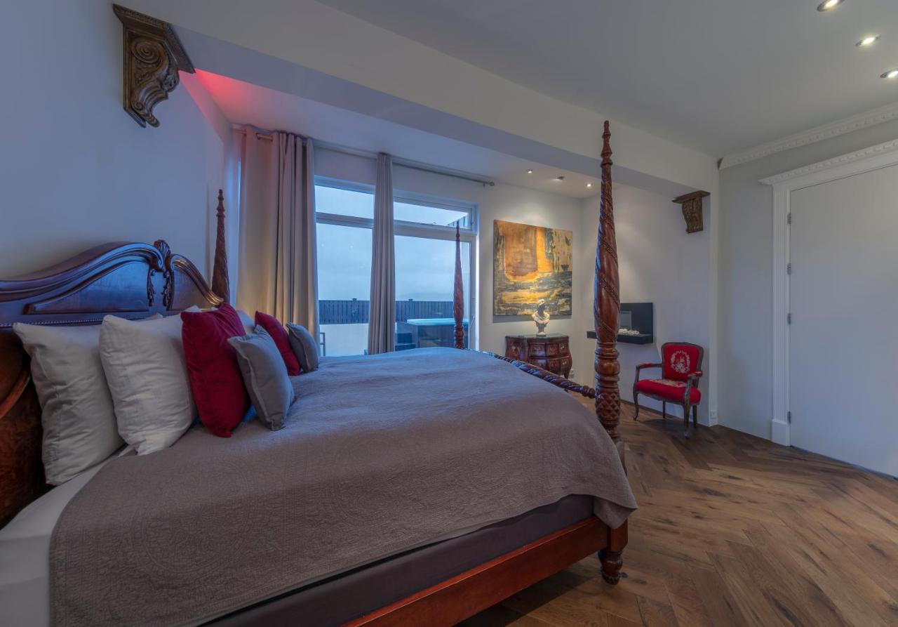 Iceland Sjf Villa, Hot Tub & Outdoor Sauna Amazing Mountains And View Over Villa