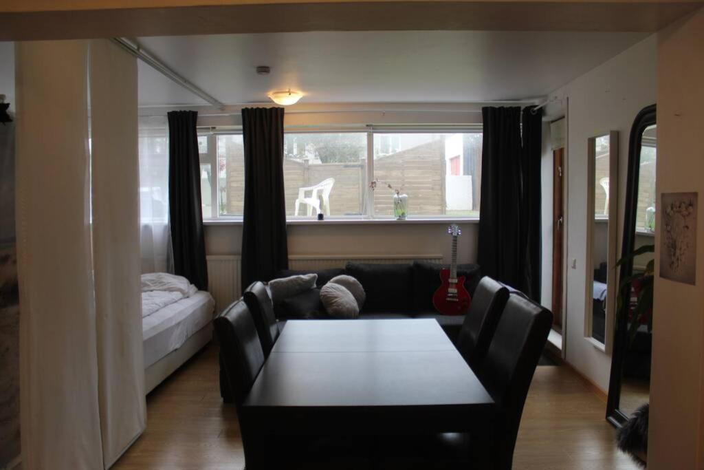 Beautiful Studio Apt. Walking Distance To Dt Rvk. Reykjavík