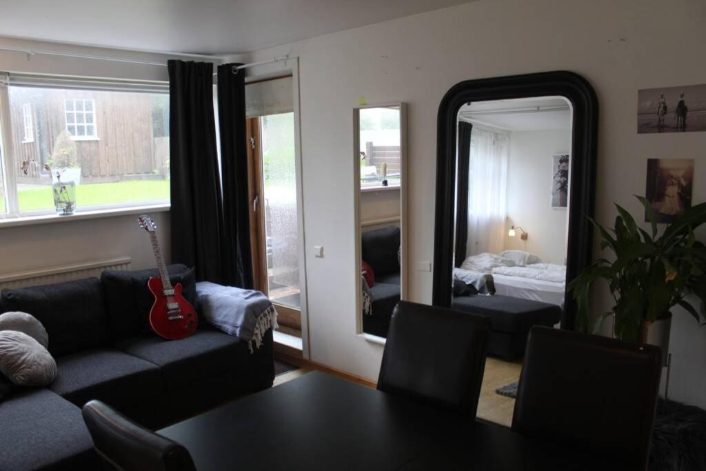 Apartment Beautiful Studio Apt. Walking Distance To Dt Rvk. *