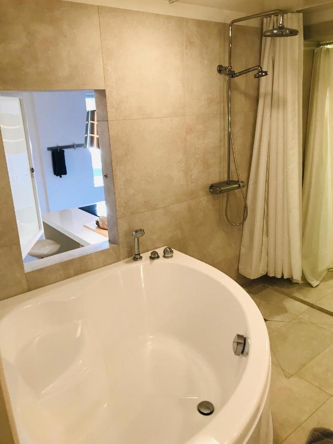 Casa Disa - A Boutique In City's Park And Botanical Garden In Laugardalur, Hot-spring-valley Appartement *